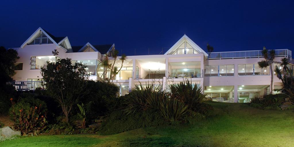 The Pink Lodge On The Beach Wilderness Bagian luar foto