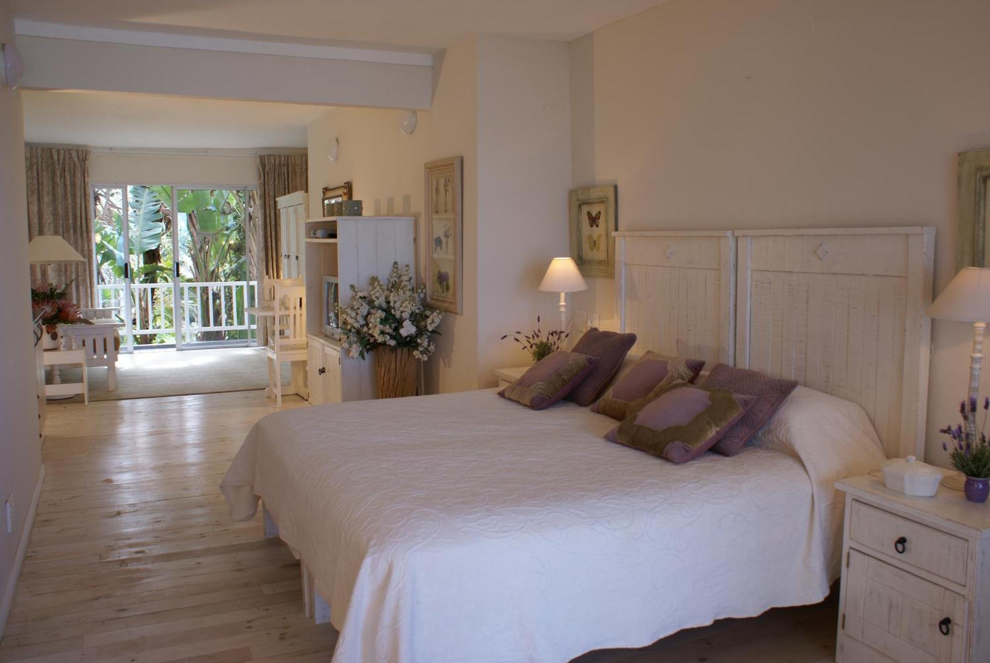The Pink Lodge On The Beach Wilderness Ruang foto