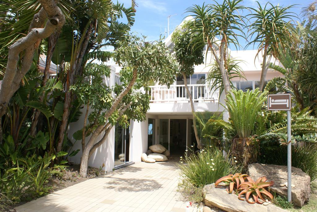 The Pink Lodge On The Beach Wilderness Bagian luar foto
